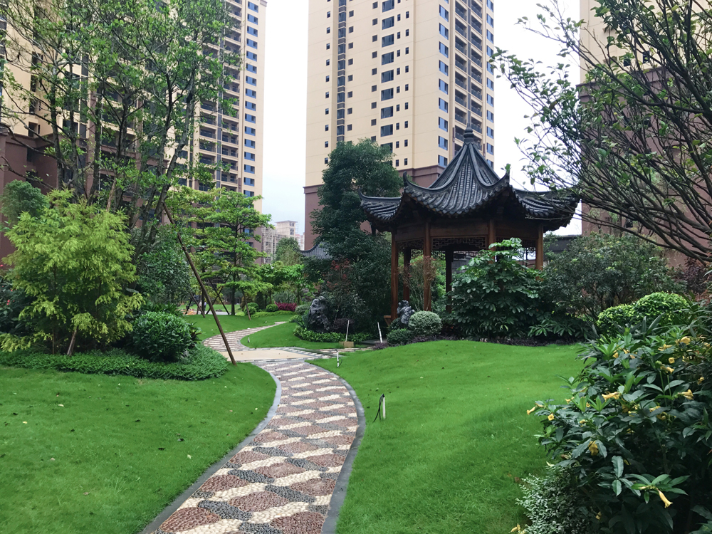 瞰花园美景 享福人之家——高州万福新城